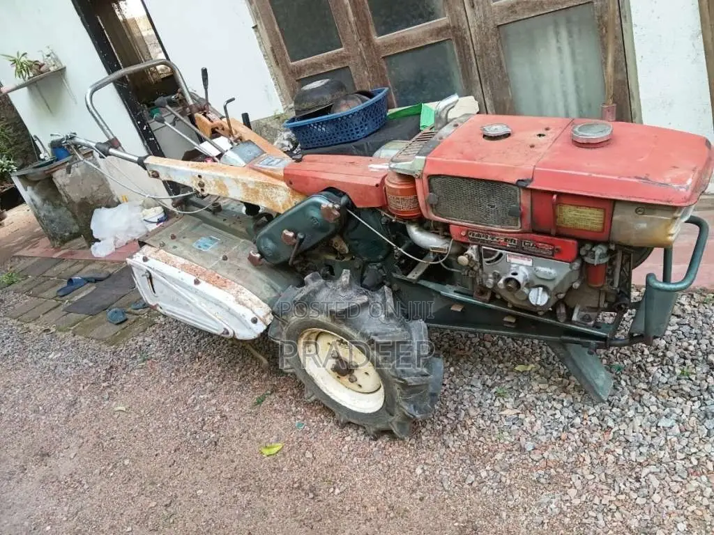 Kubota Kubota 2025 Tractor (Used)
