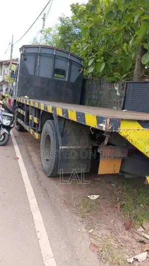 Ashok-Leyland Tusker 2006 Lorry (Used)