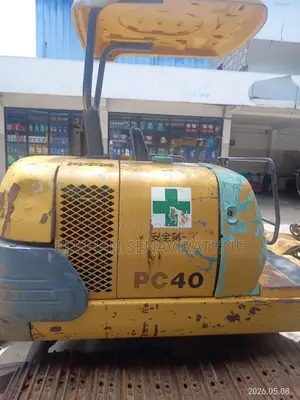 Komatsu Pc40-7 2016 Heavy-Duty Unregistered (Recondition)