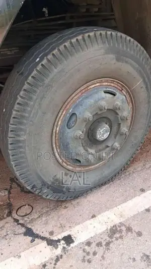 Ashok-Leyland Tusker 2006 Lorry (Used)