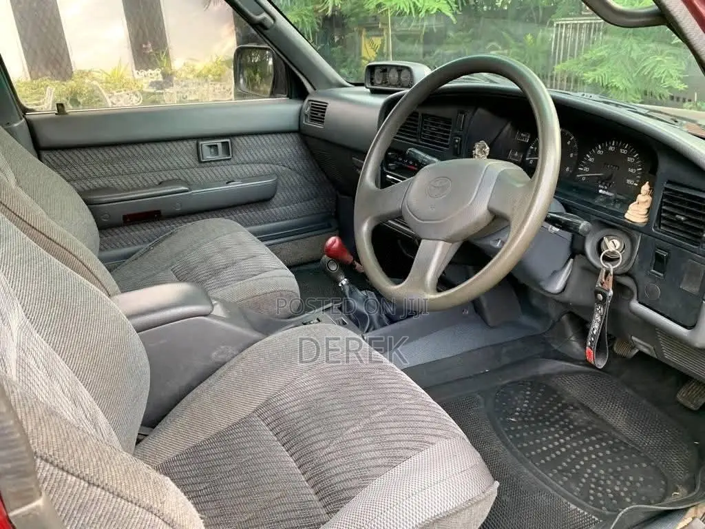 Toyota Hilux Surf 1991 Pickup (Used)