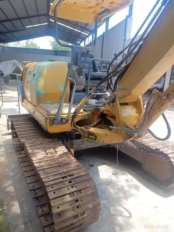 Komatsu Pc40-7 2016 Heavy-Duty Unregistered (Recondition)