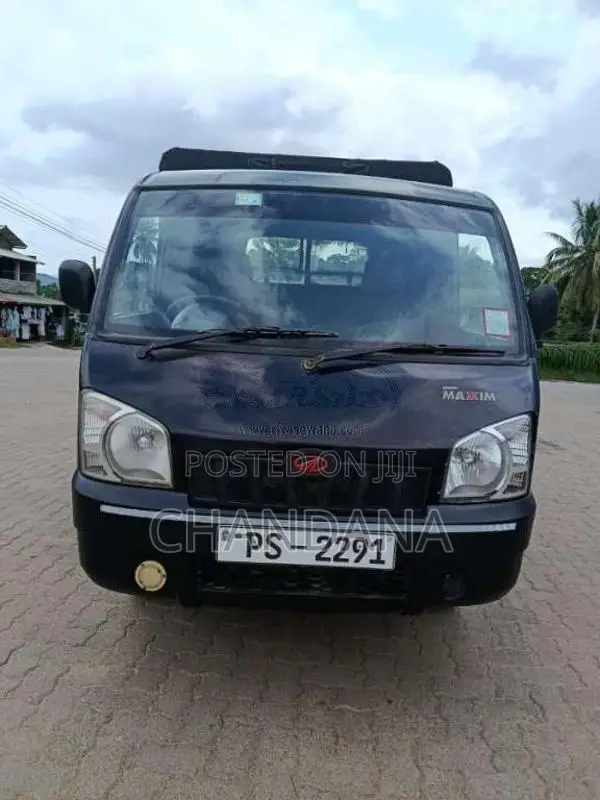 Mahindra Maxximo 2011 Lorry (Used)
