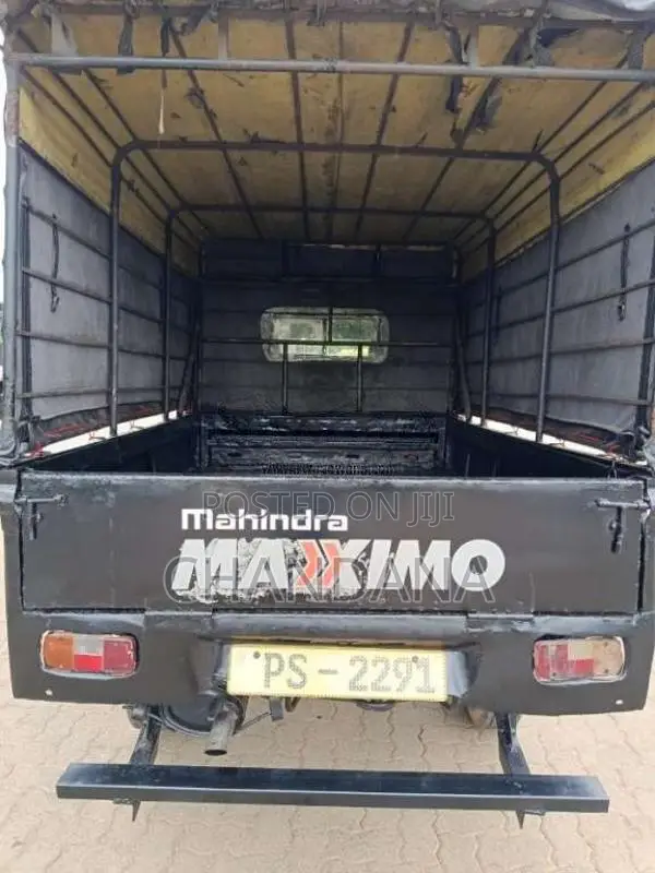 Mahindra Maxximo 2011 Lorry (Used)