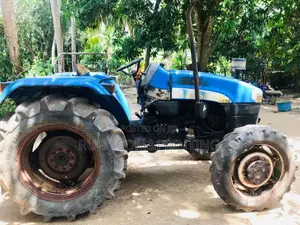 New-Holland 4710 2016 Tractor (Used)