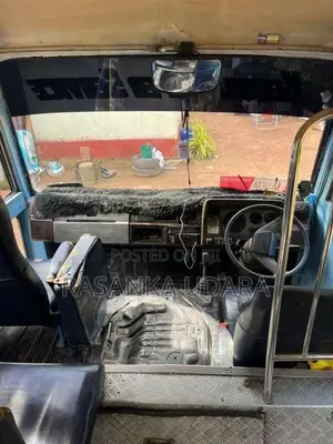 Toyota Dyna 1992 Bus (Used)