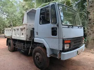 Ashok-Leyland E Comet 1112 2006 Lorry (Used)
