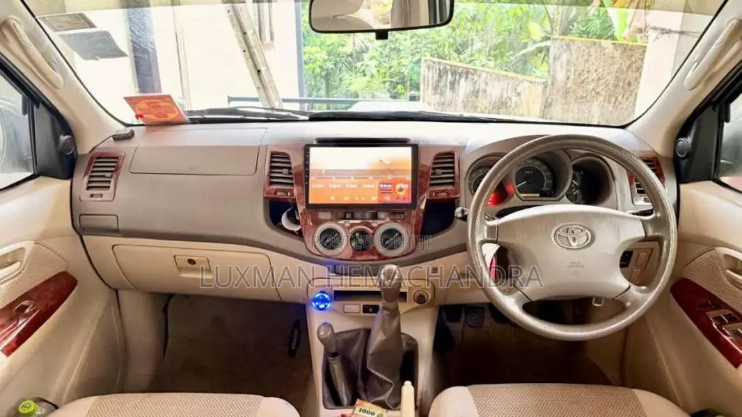 Toyota Hilux 2006 Pickup (Used)