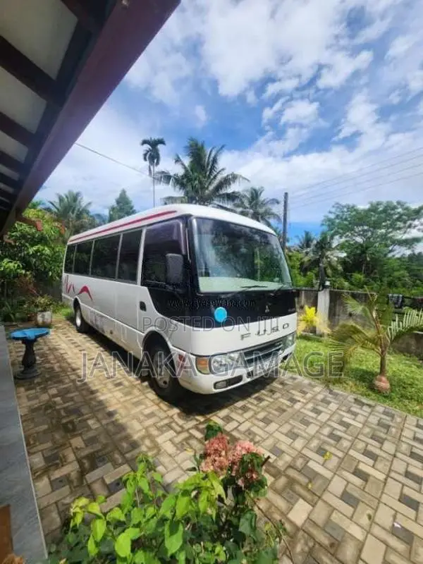 Mitsubishi Rosa 2006 Bus (Used)