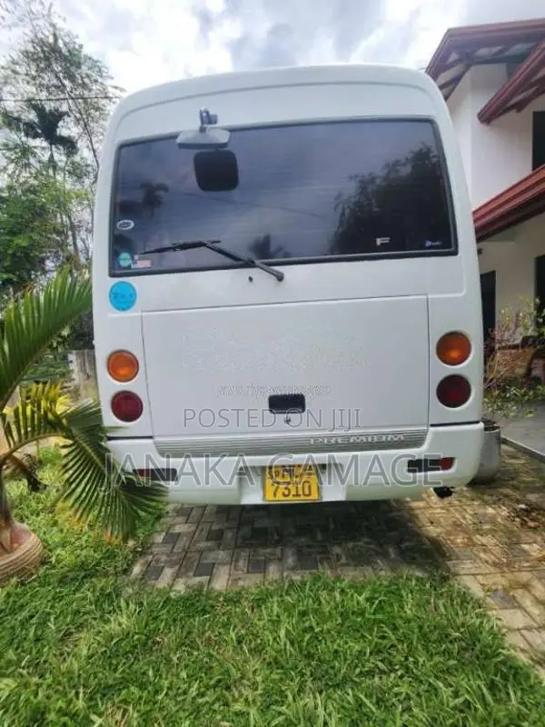 Mitsubishi Rosa 2006 Bus (Used)