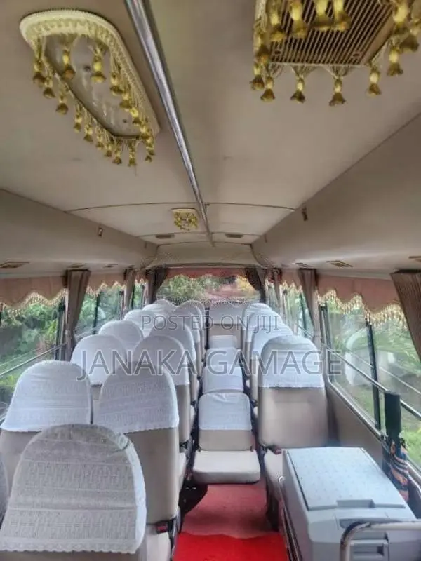 Mitsubishi Rosa 2006 Bus (Used)