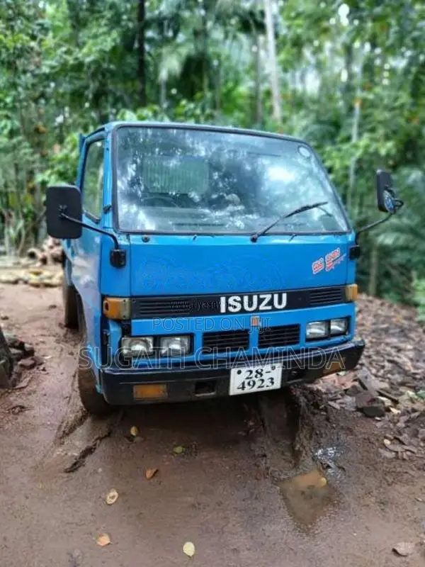 Isuzu Tipper 1977 Lorry (Used)