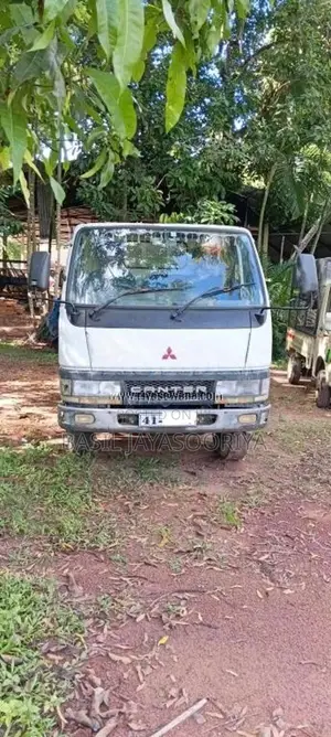 Mitsubishi Canter 1980 Lorry (Used)