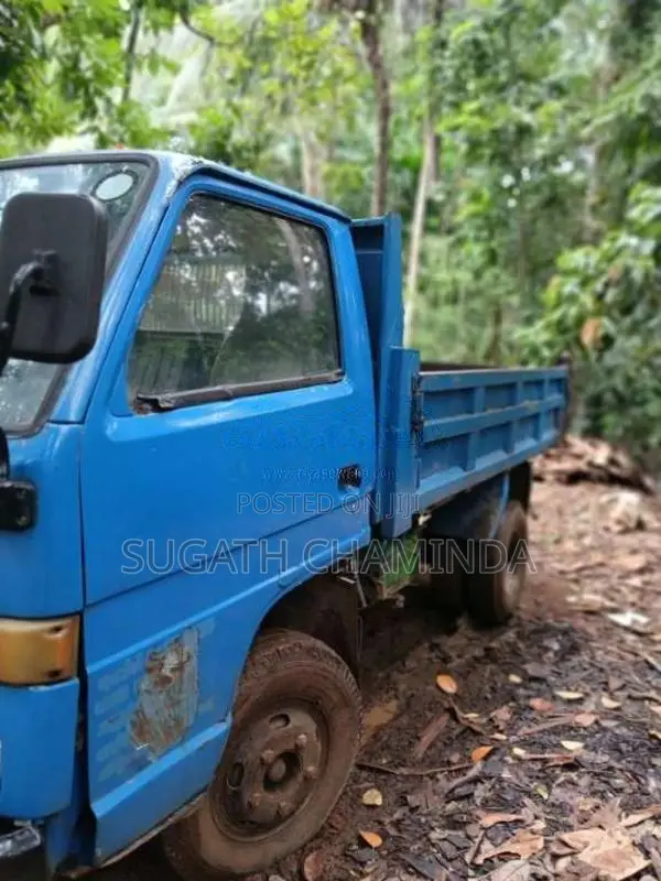 Isuzu Tipper 1977 Lorry (Used)