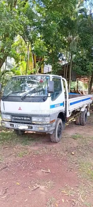 Mitsubishi Canter 1980 Lorry (Used)