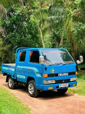 Isuzu Elf CrewCab 1980 Lorry (Used)