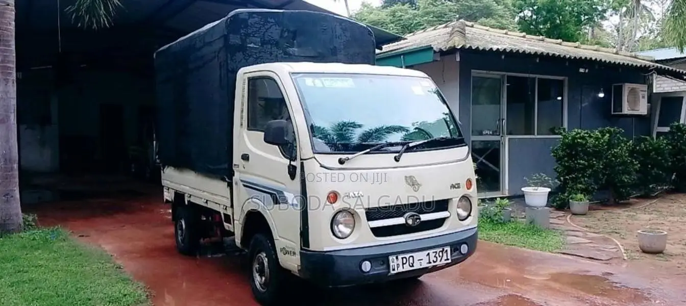 Tata Dimo Batta 2011 Lorry (Used)