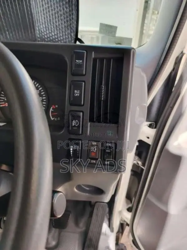 Isuzu ELF 2018 Lorry Unregistered (Recondition)