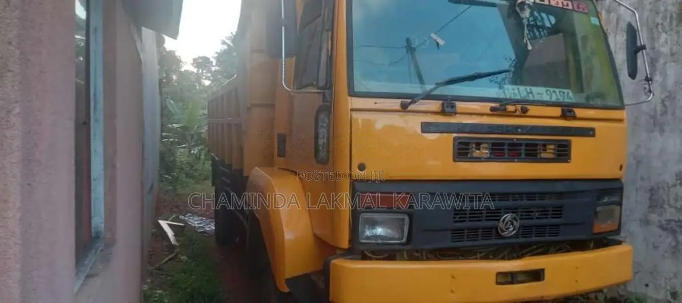 Ashok-Leyland Cargo 2010 Lorry (Used)