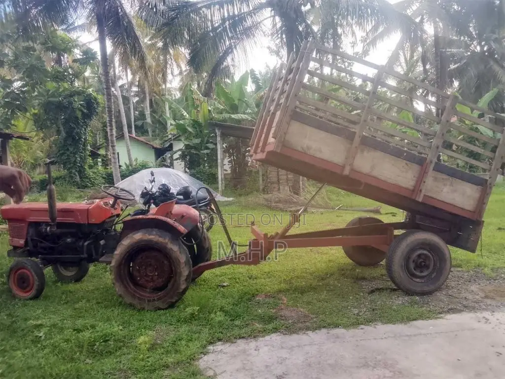 Kubota Kubota 2000 Tractor (Used)