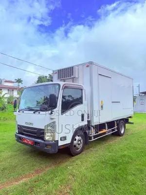 Isuzu ELF Freezer NPR85 2017 Lorry Unregistered (Recondition)