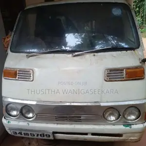 Mitsubishi Delica 1977 Lorry (Used)