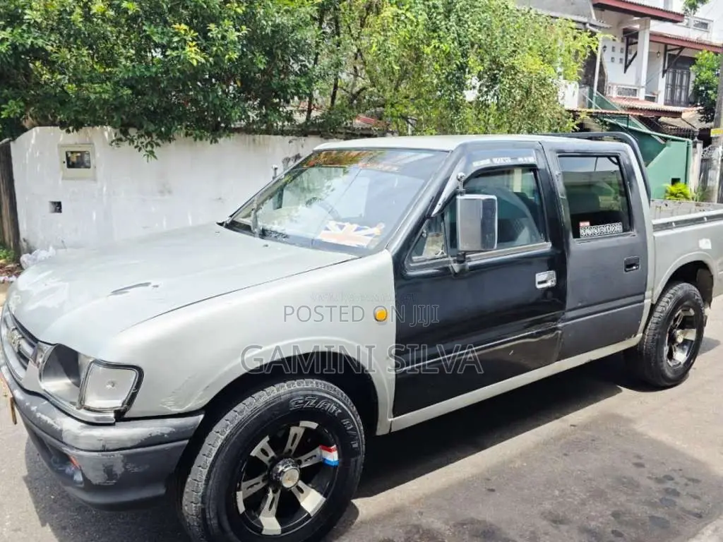 Isuzu Double Cab 1997 Pickup (Used)