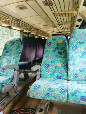 Nissan UD 1989 Bus (Used)