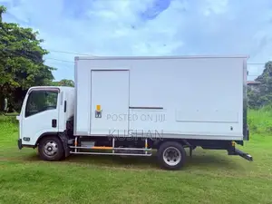 Isuzu ELF Freezer NPR85 2017 Lorry Unregistered (Recondition)