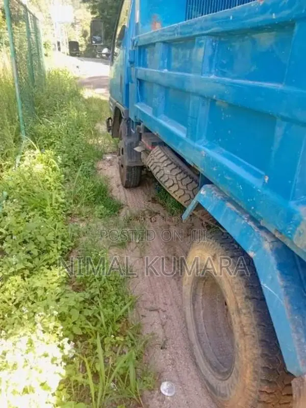 Mitsubishi Canter 2000 Lorry (Used)