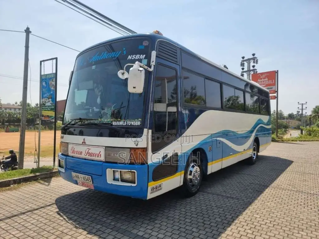 Mitsubishi Fuso 1993 Bus (Used)