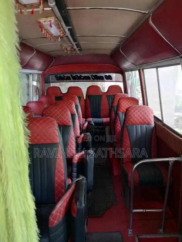 Mitsubishi Rosa 1982 Bus (Used)