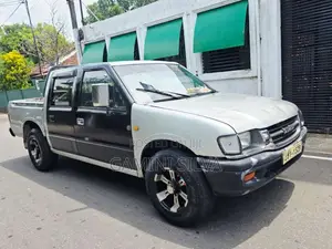 Isuzu Double Cab 1997 Pickup (Used)