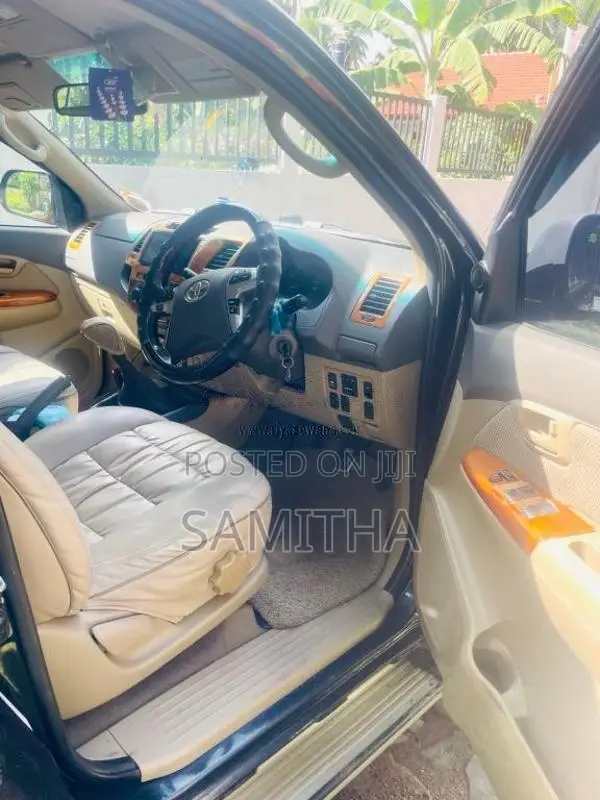 Toyota Hilux Vigo 2013 Pickup (Used)