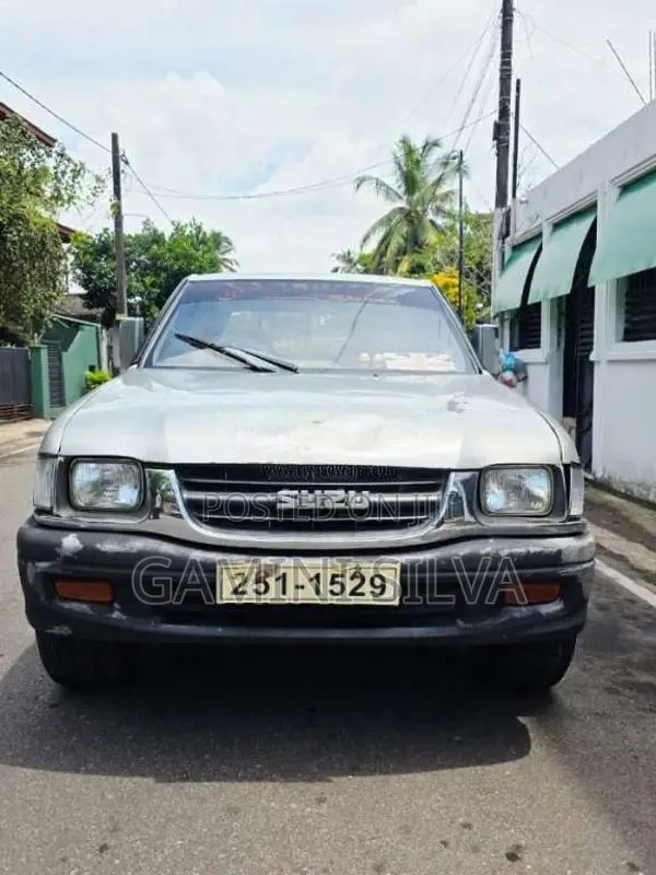 Isuzu Double Cab 1997 Pickup (Used)