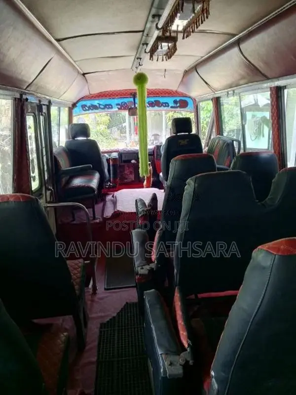 Mitsubishi Rosa 1982 Bus (Used)