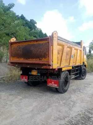 Ashok-Leyland Tipper 2018 Lorry (Used)