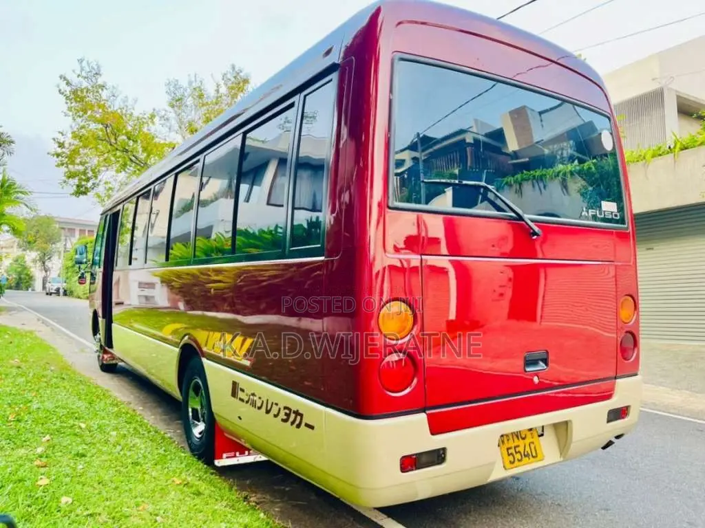 Mitsubishi Rosa 2015 Bus Unregistered (Recondition)