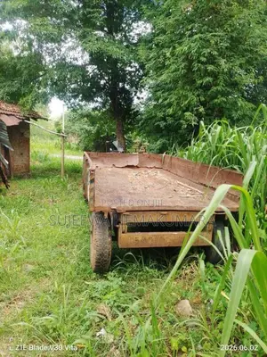 Ford 3000 1980 Tractor (Used)