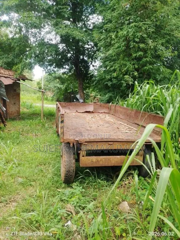 Ford 3000 1980 Tractor (Used)