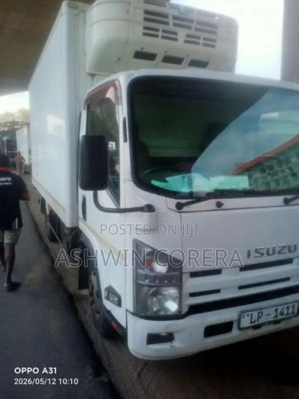 Isuzu NPR 2014 Lorry (Used)