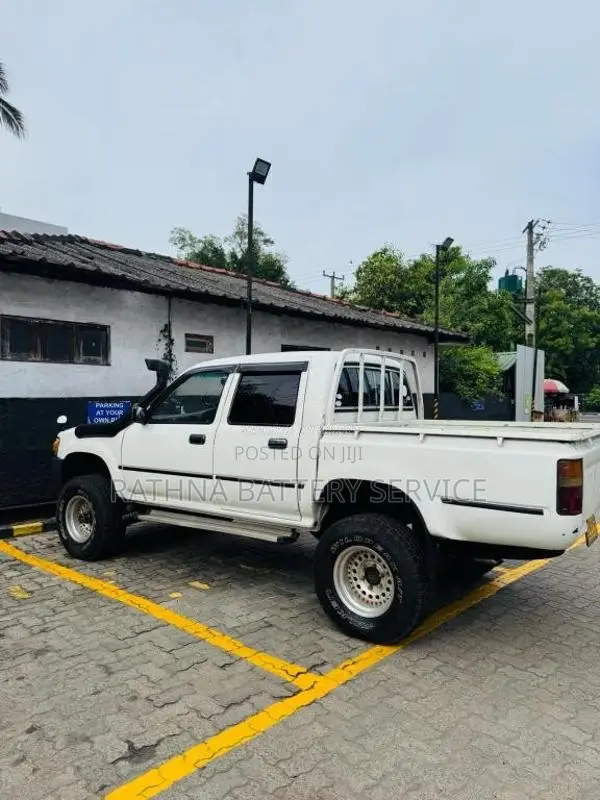Toyota Ln106 1990 Pickup (Used)
