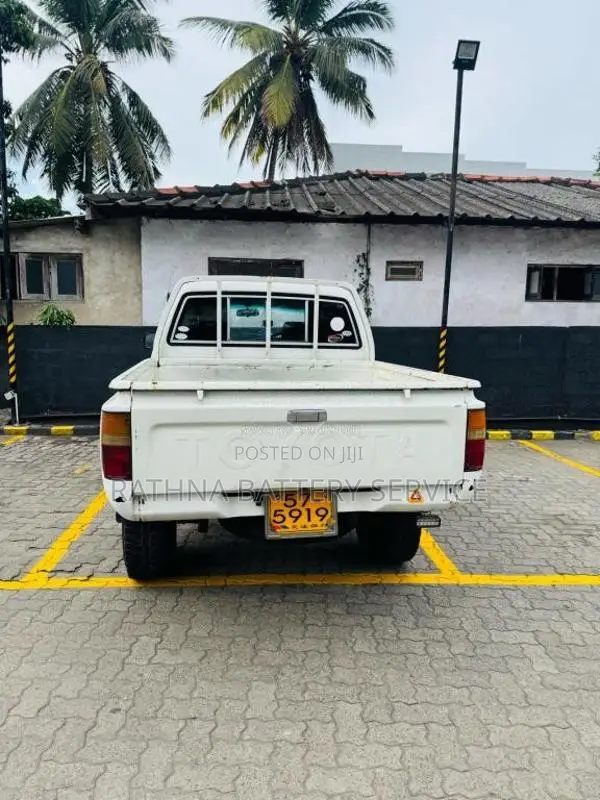 Toyota Ln106 1990 Pickup (Used)