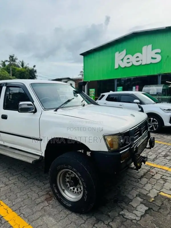 Toyota Ln106 1990 Pickup (Used)