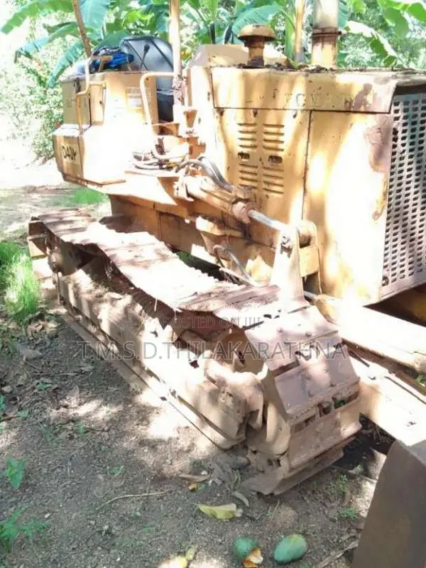 Komatsu D4D 1995 Heavy-Duty (Used)
