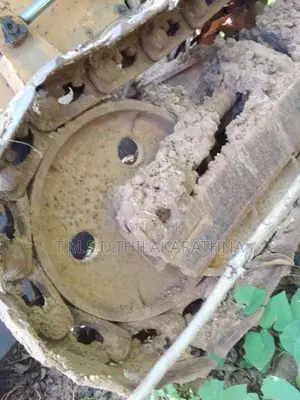 Komatsu D4D 1995 Heavy-Duty (Used)