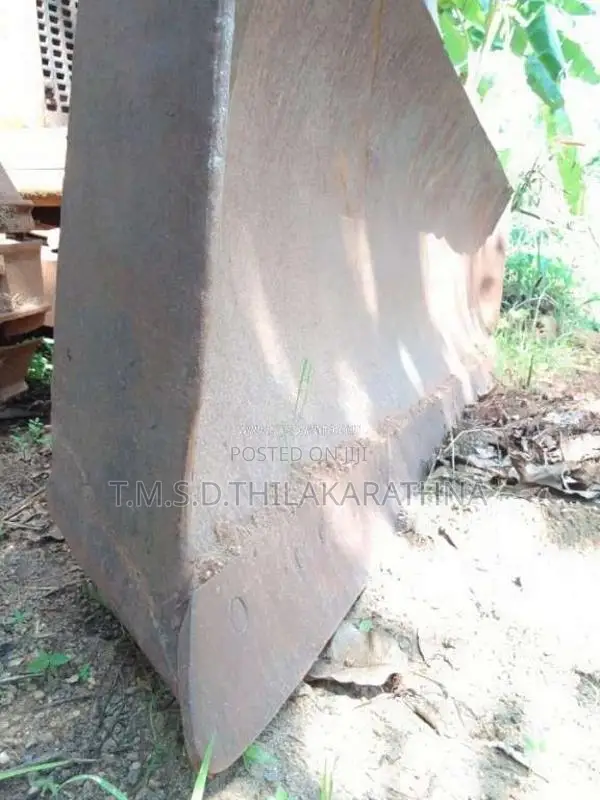 Komatsu D4D 1995 Heavy-Duty (Used)