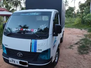 Tata Super Ace Lokka 2013 Lorry (Used)