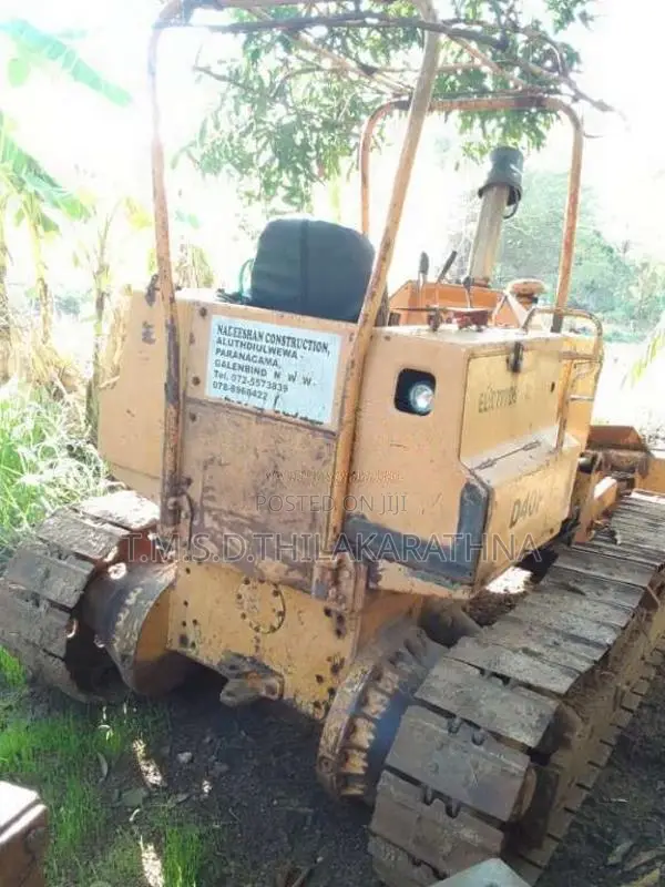 Komatsu D4D 1995 Heavy-Duty (Used)