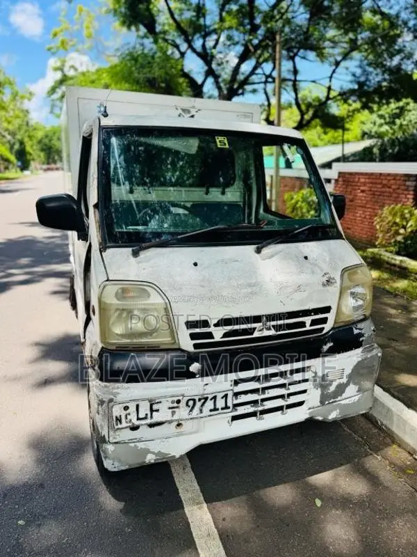 Mitsubishi MiniCab 2007 Lorry (Used)